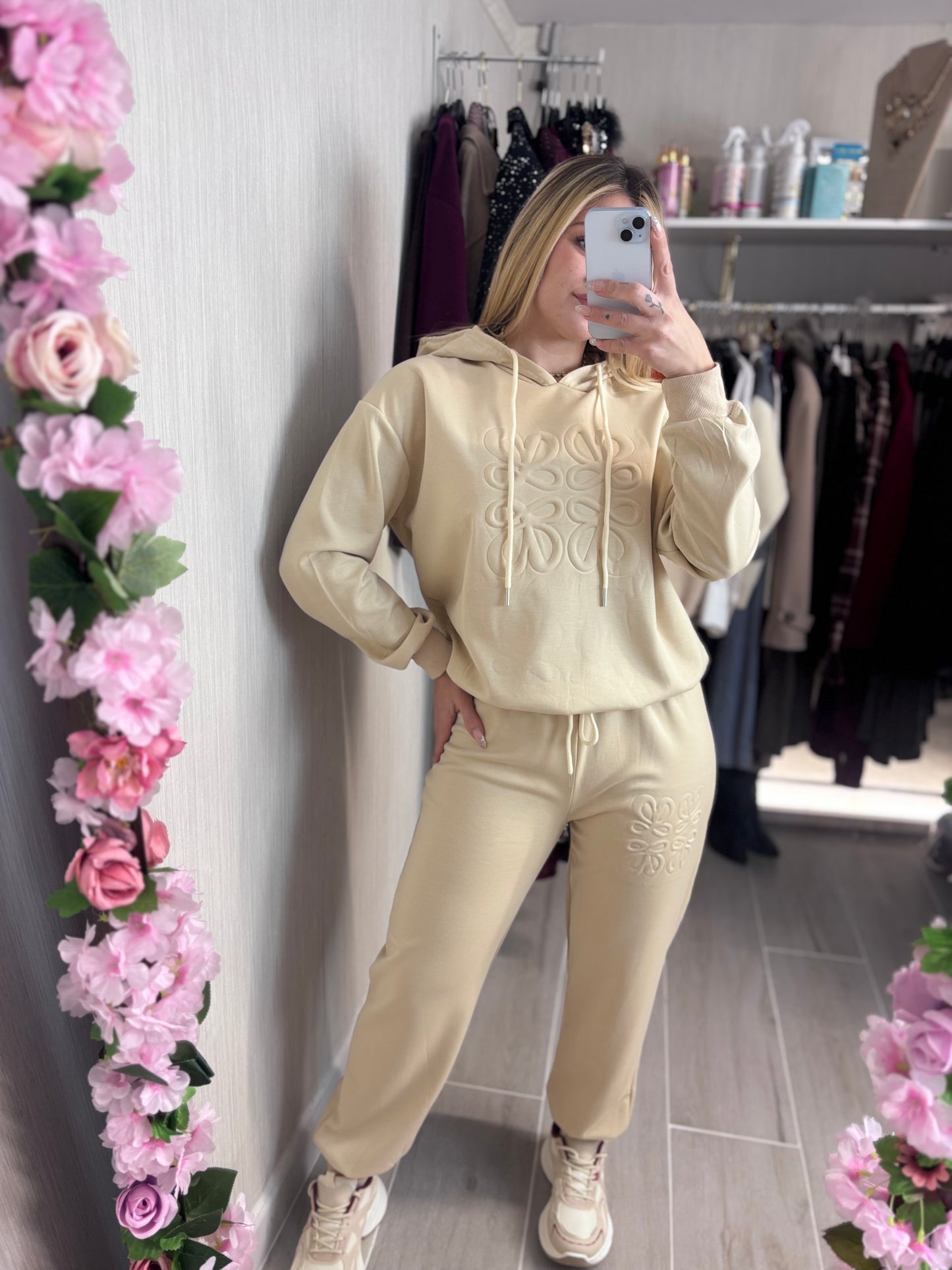 Conjunto L.oewe beige