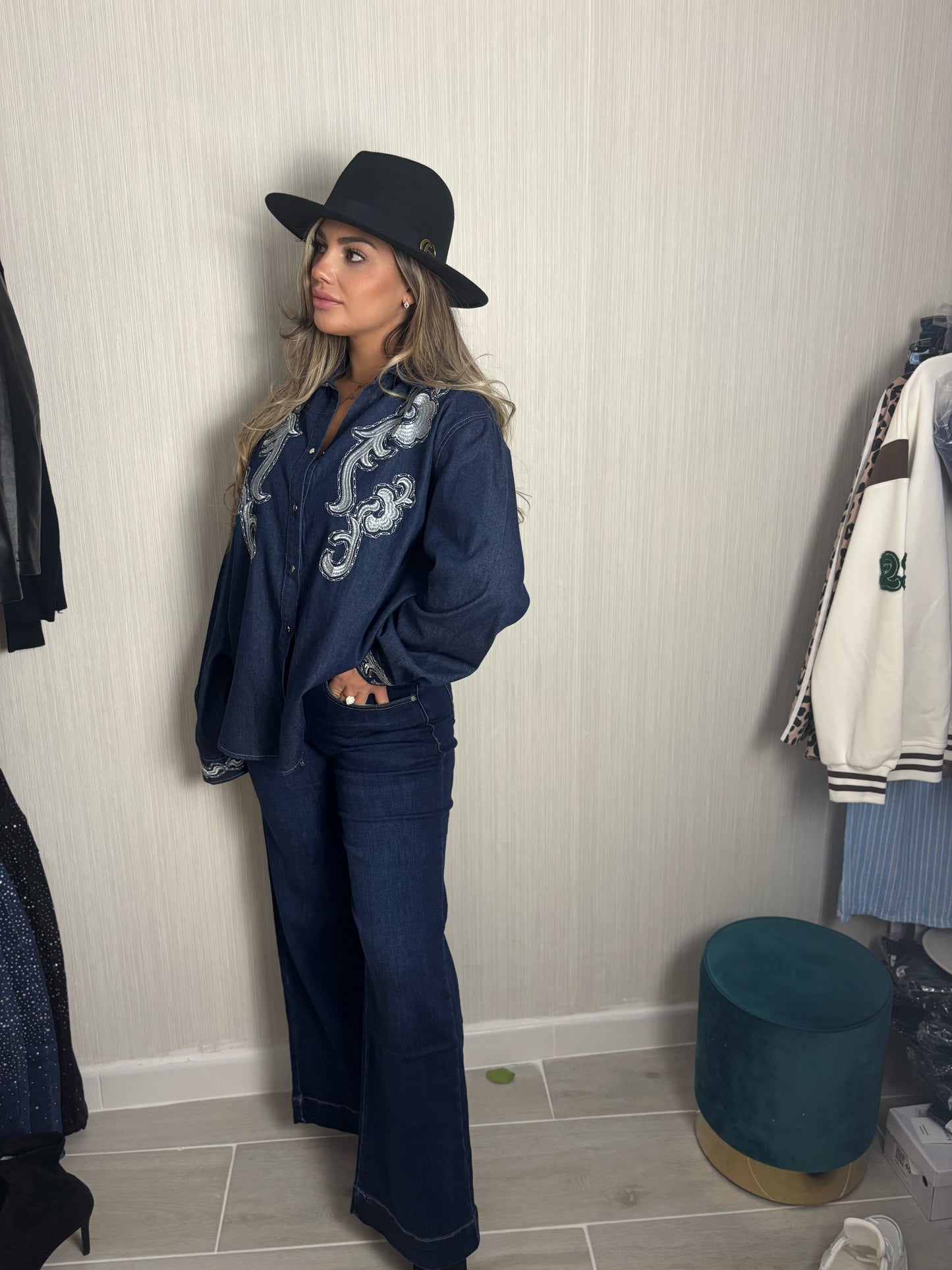 Camisa denim bordado