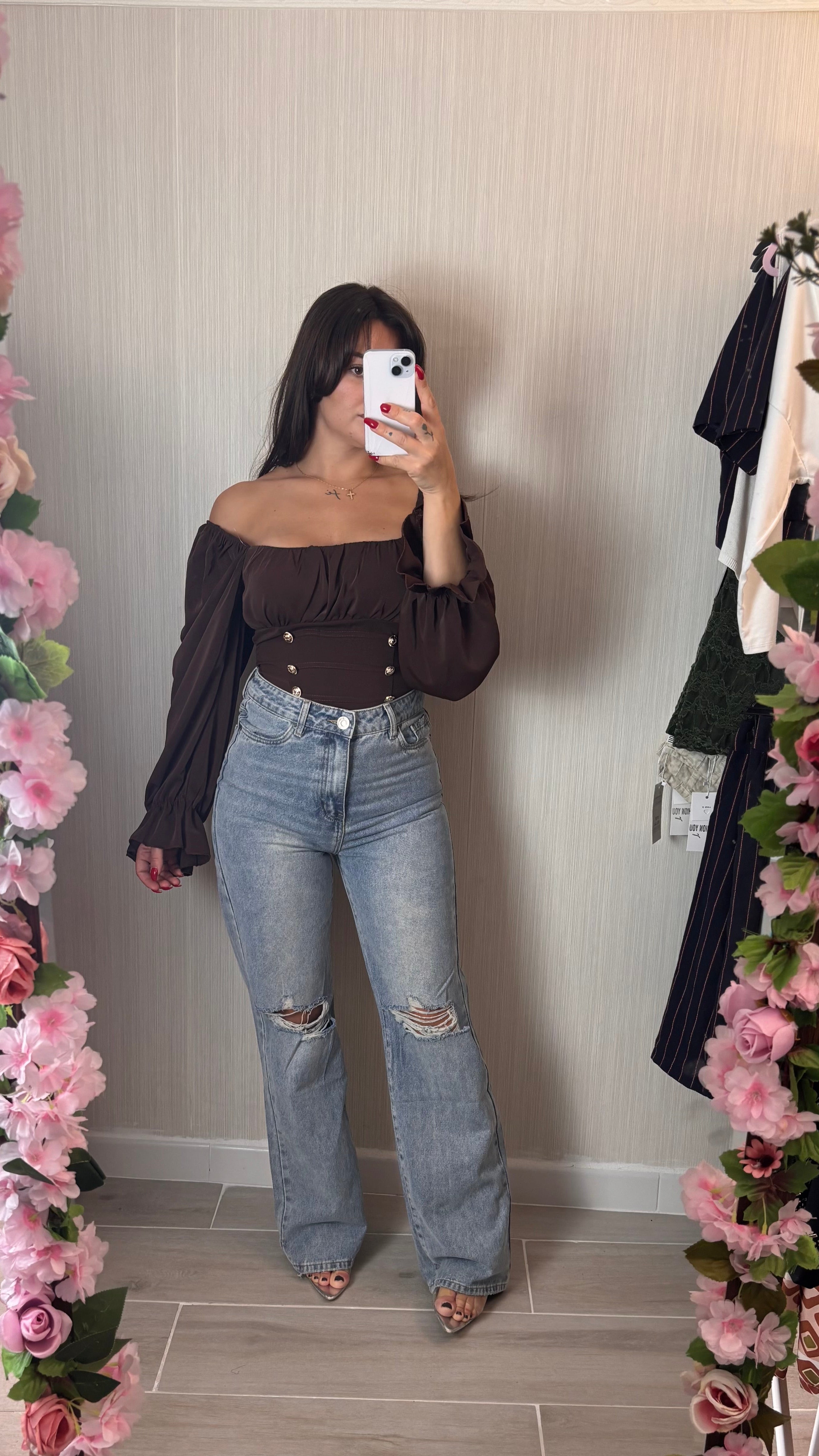 Pantalón wide leg roto