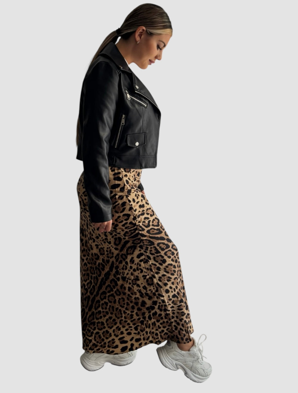 Cazadora polipiel negra