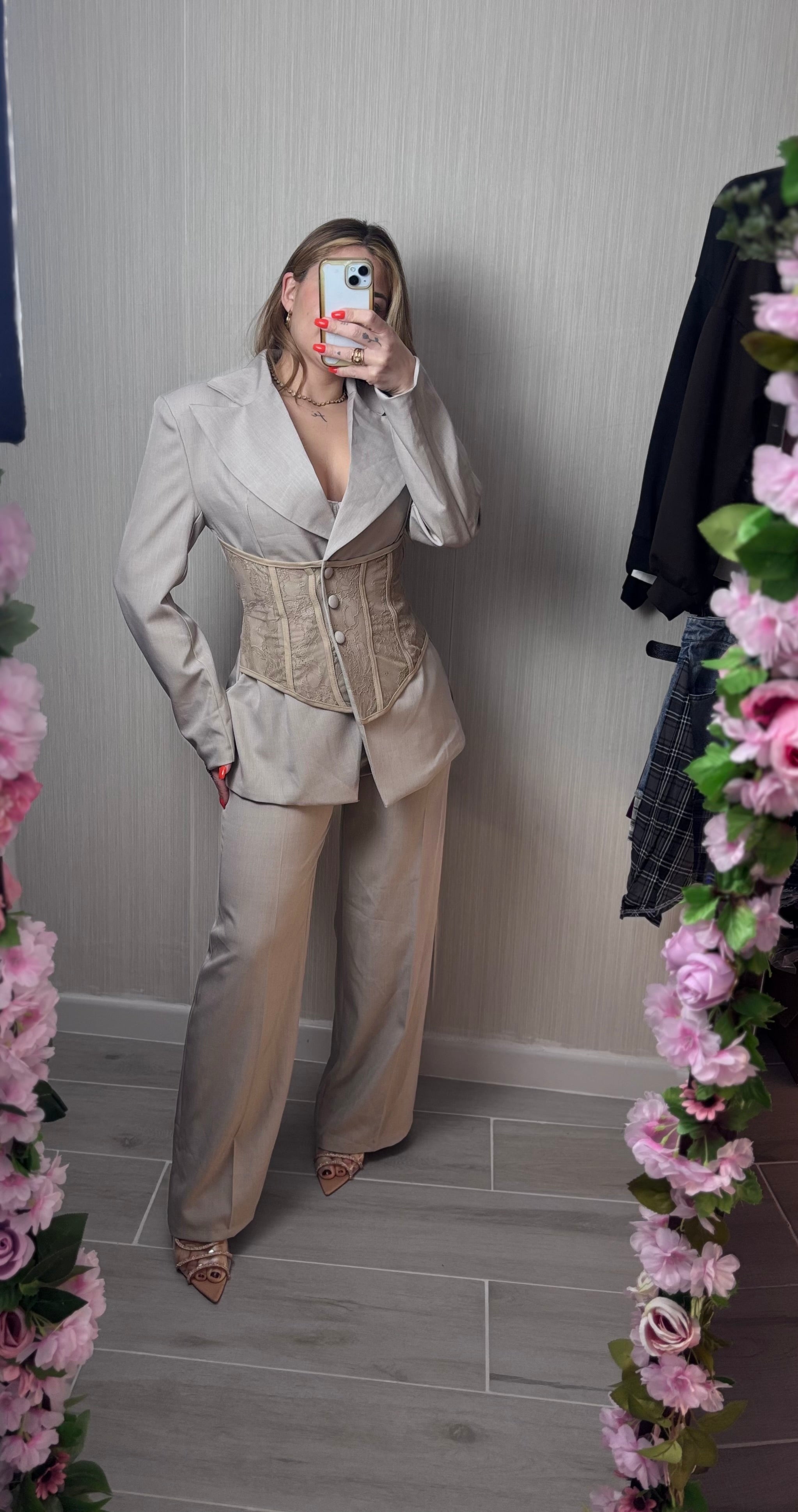 Conjunto Corsé taupe