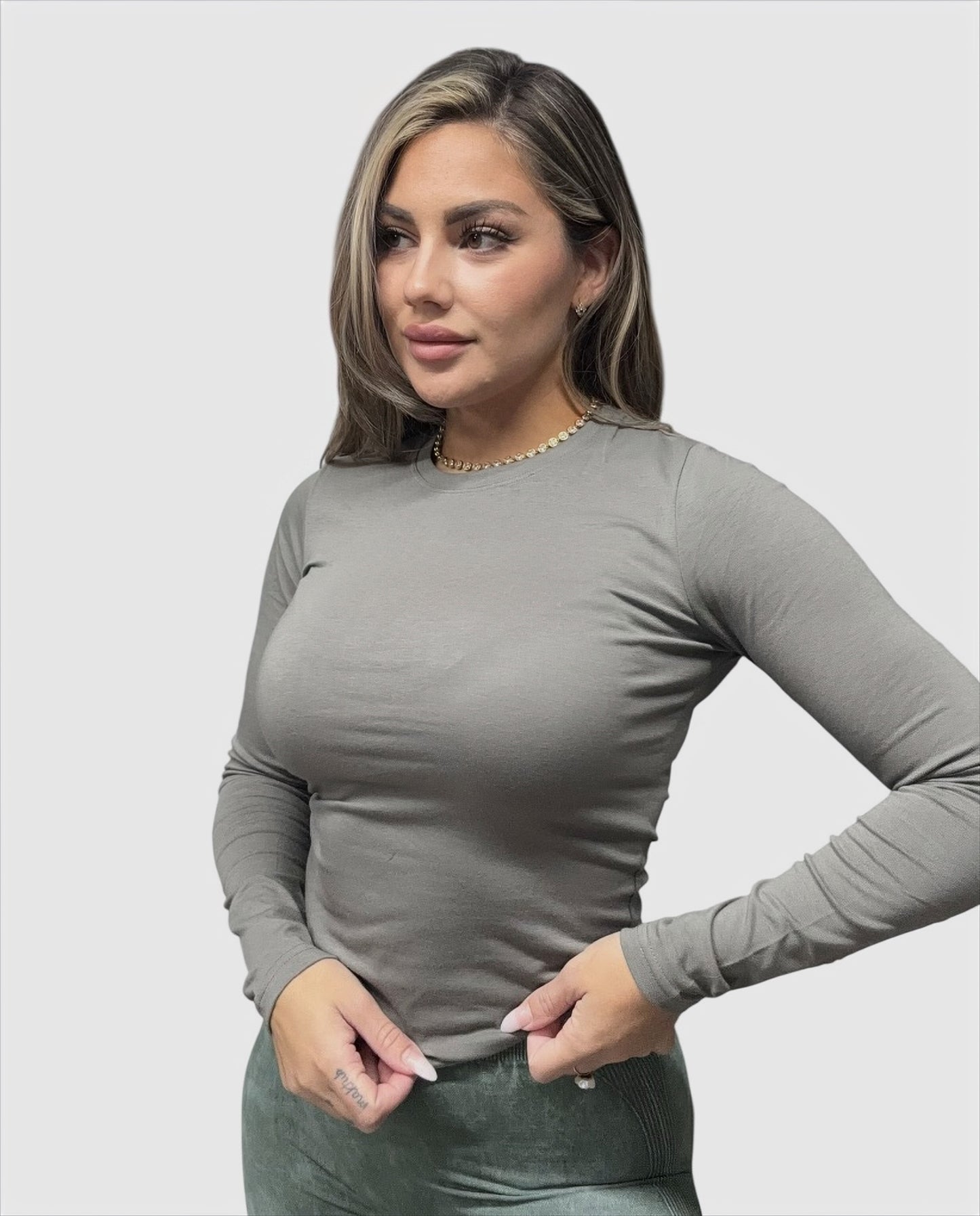 Camiseta básica verde caza