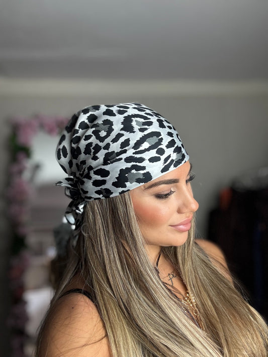 Pañuelo animal print black