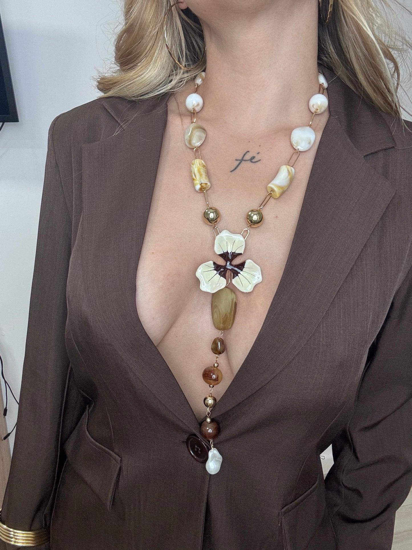 Collar Tierra