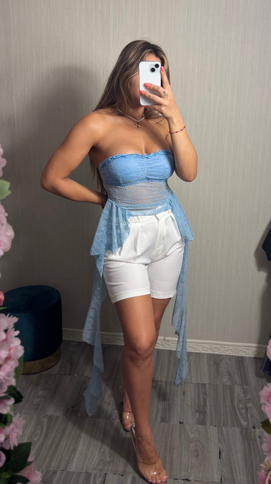 Top encaje celeste