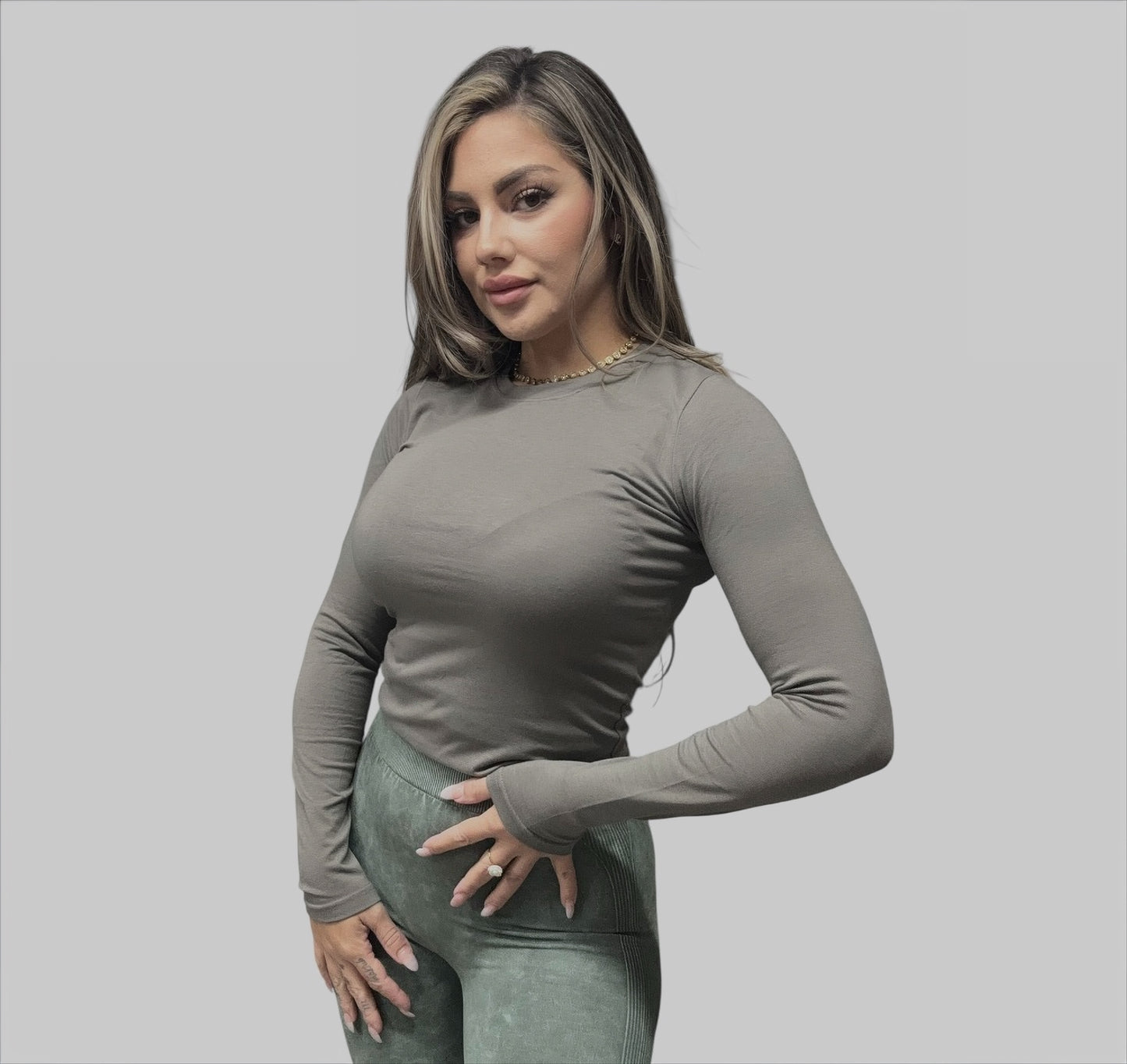 Camiseta básica verde caza