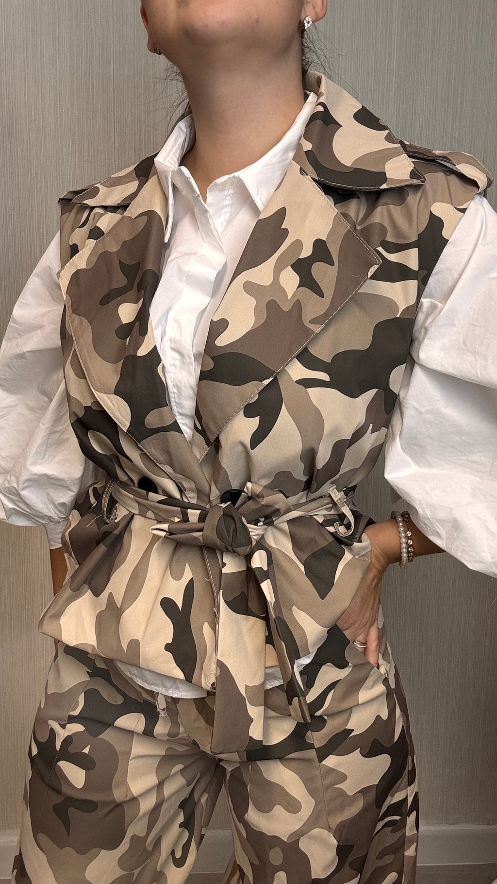 Chaleco camuflaje beige