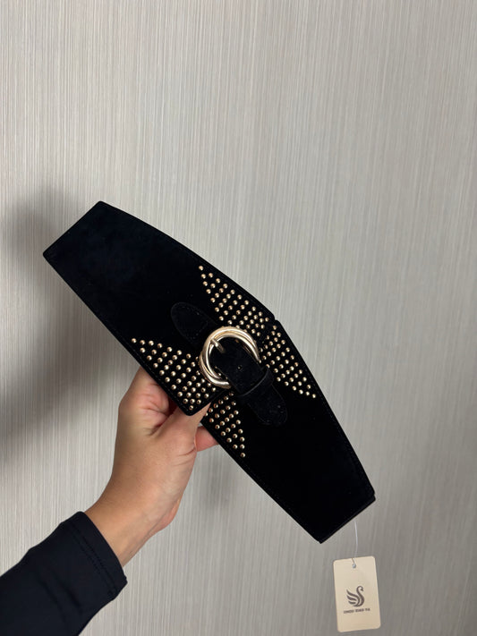 Cinturón negro Antelina