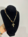 Collar cruz
