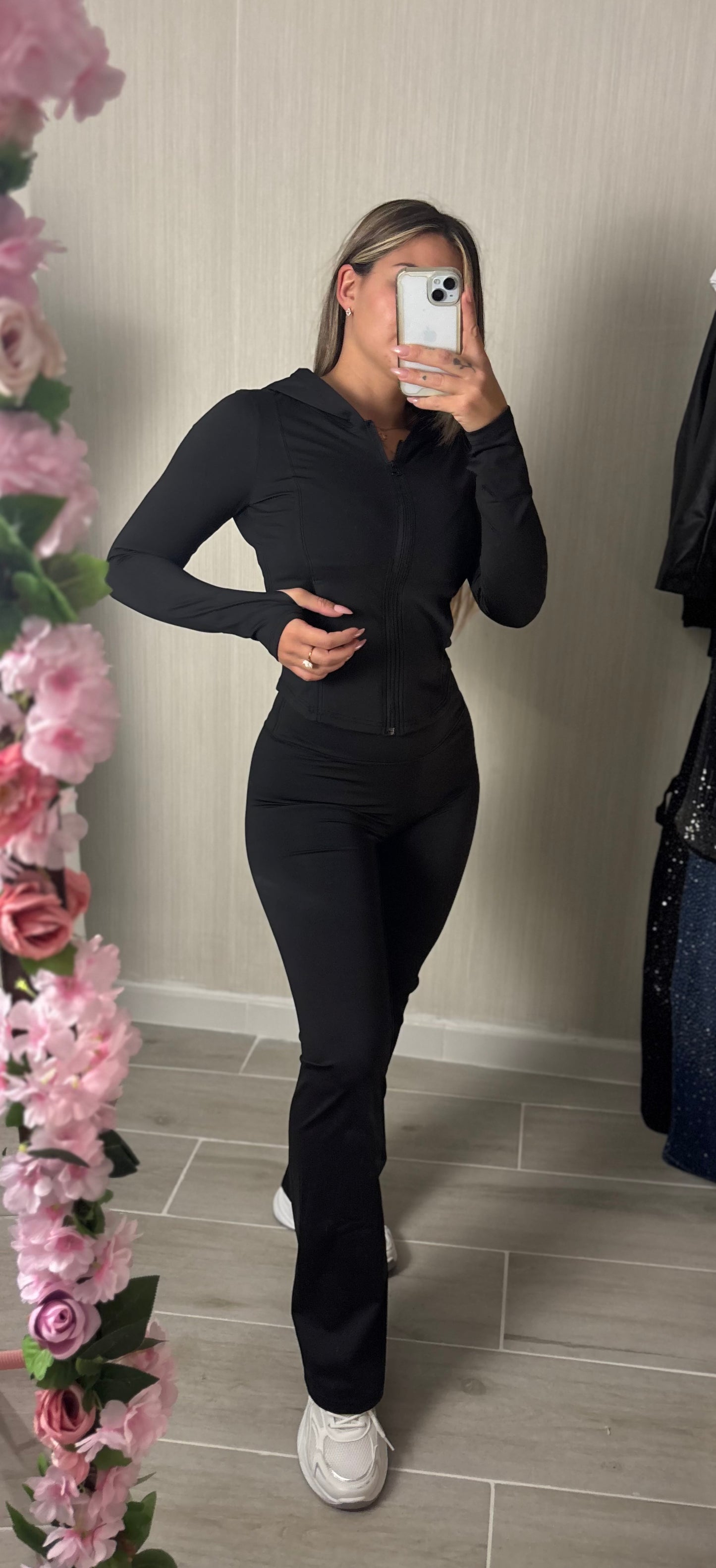 Conjunto Oysh negro