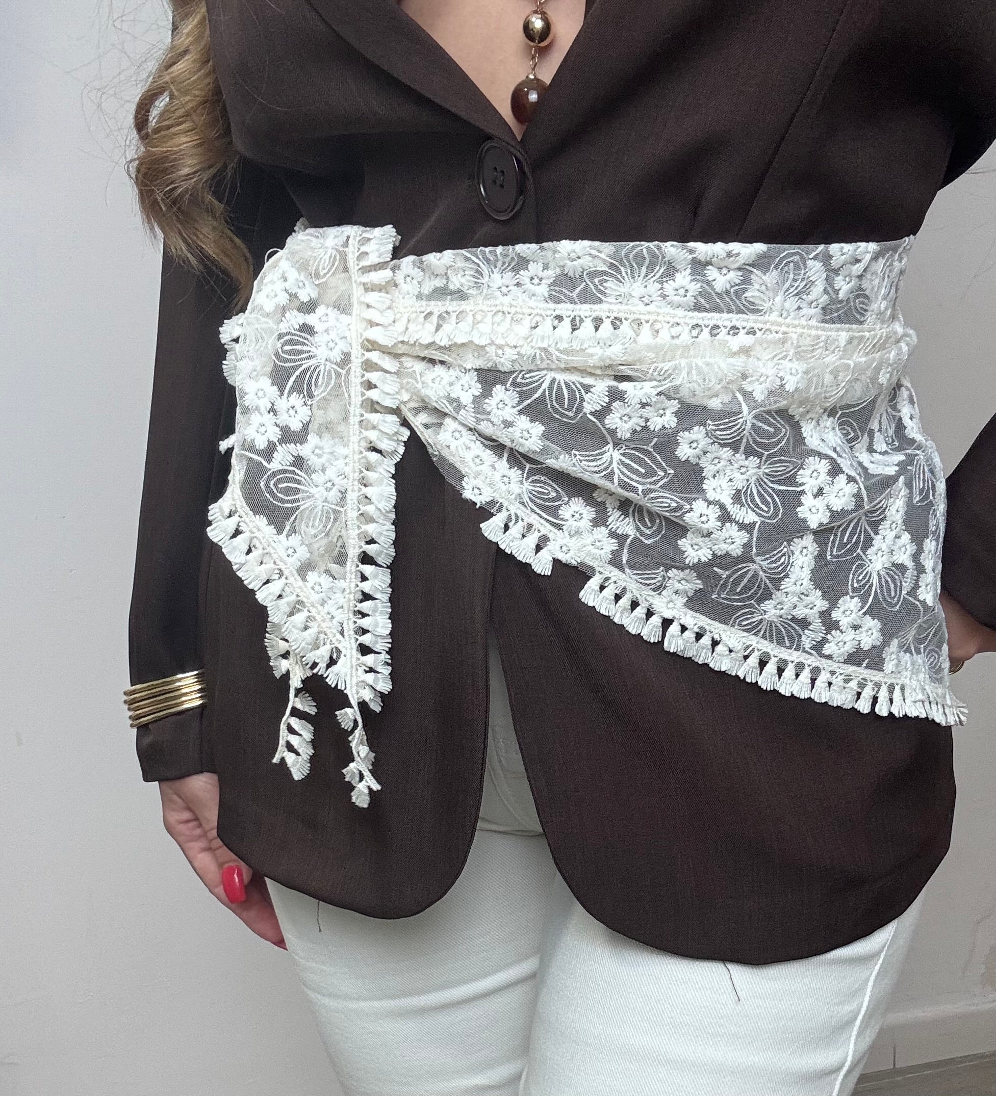 Pañuelo encaje beige