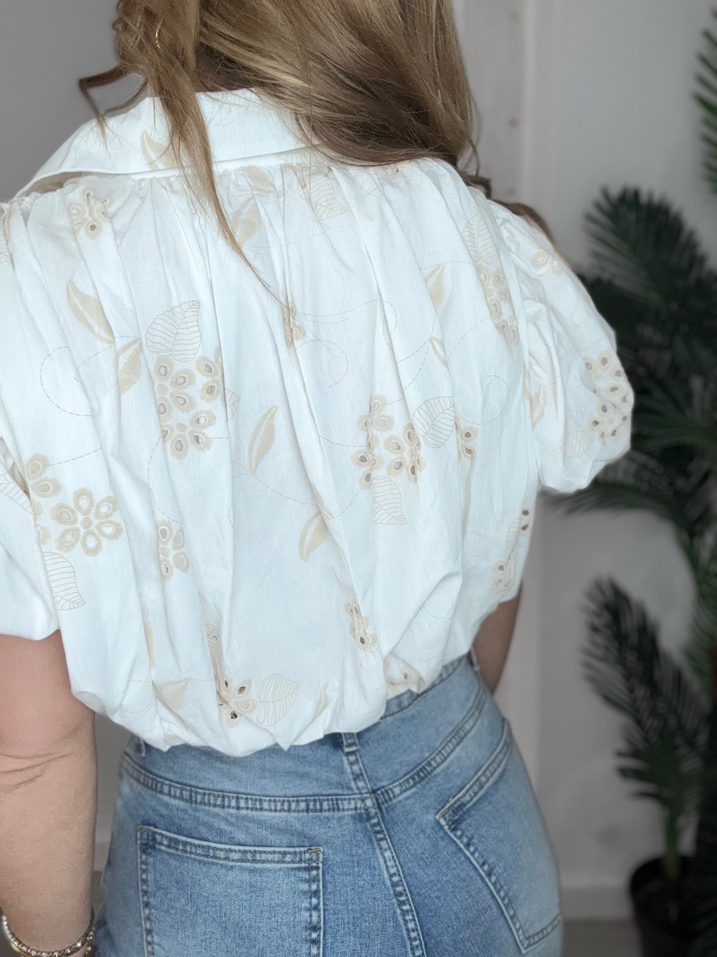 Camisa bordado Beige
