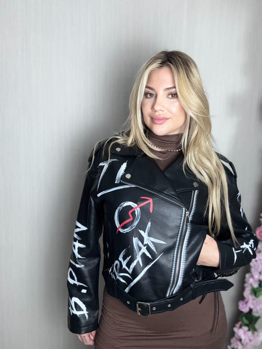Cazadora grafiti negra