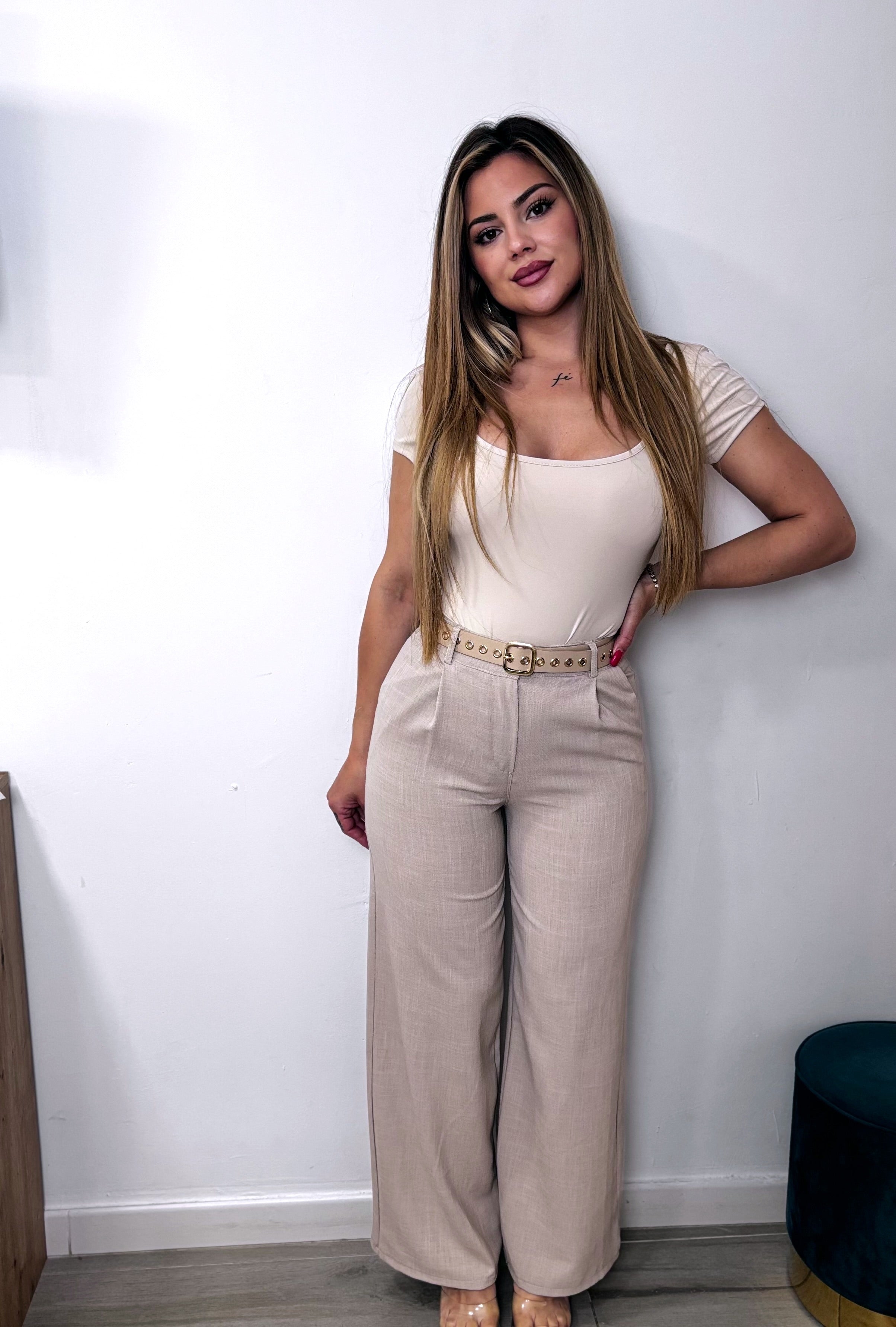 Pantalón clásico Beige