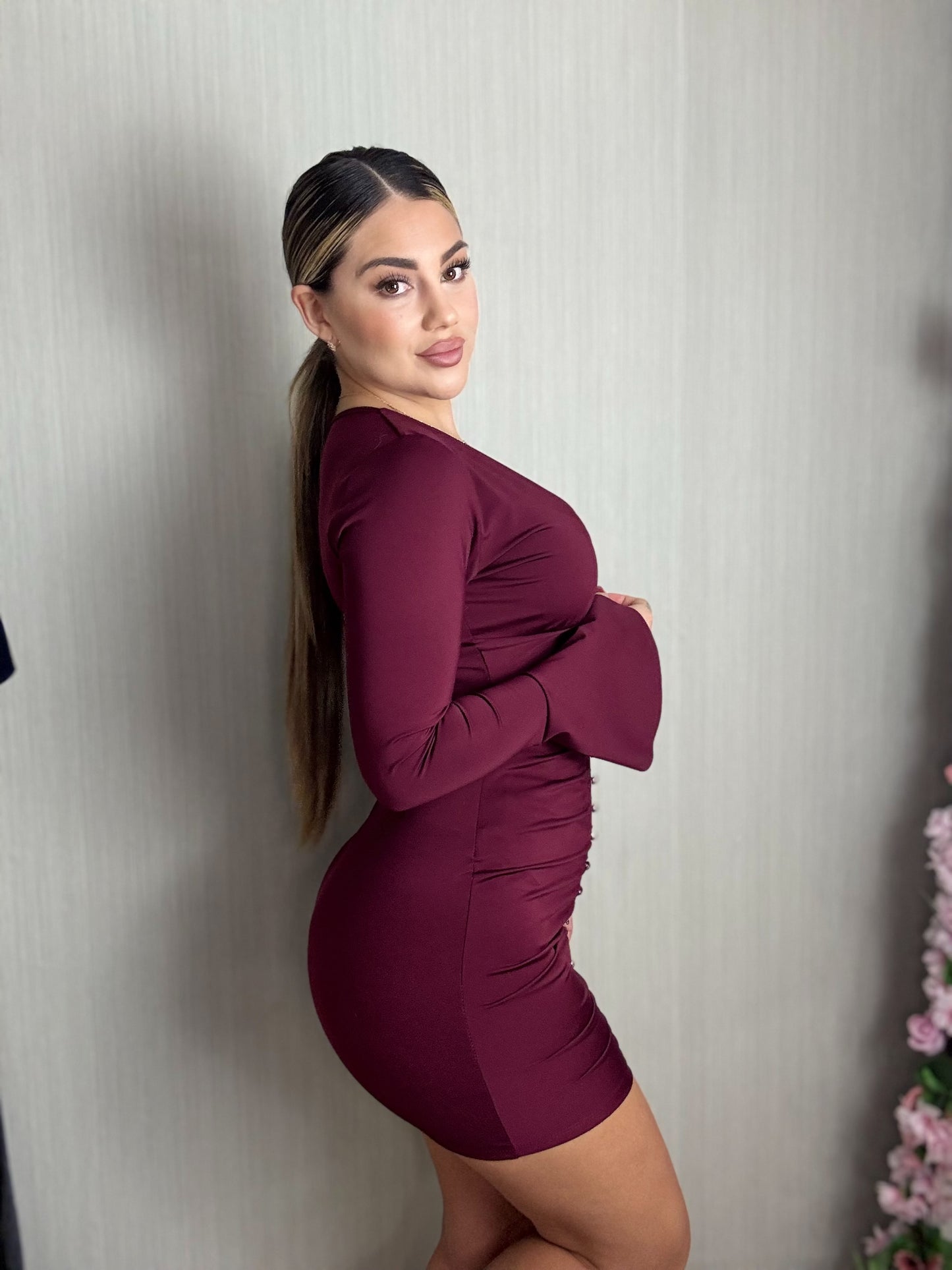 Vestido abotonado burdeos