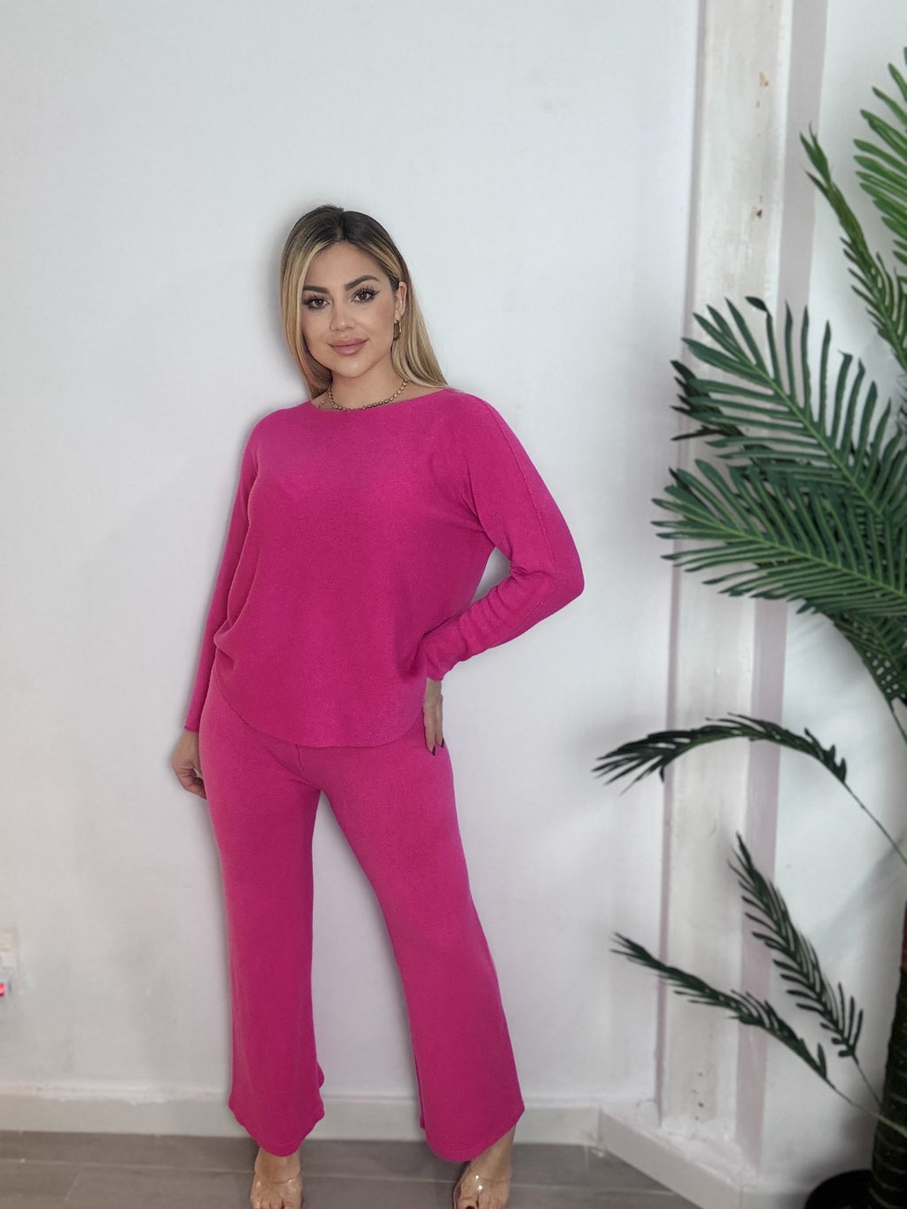 Conjunto punto fucsia