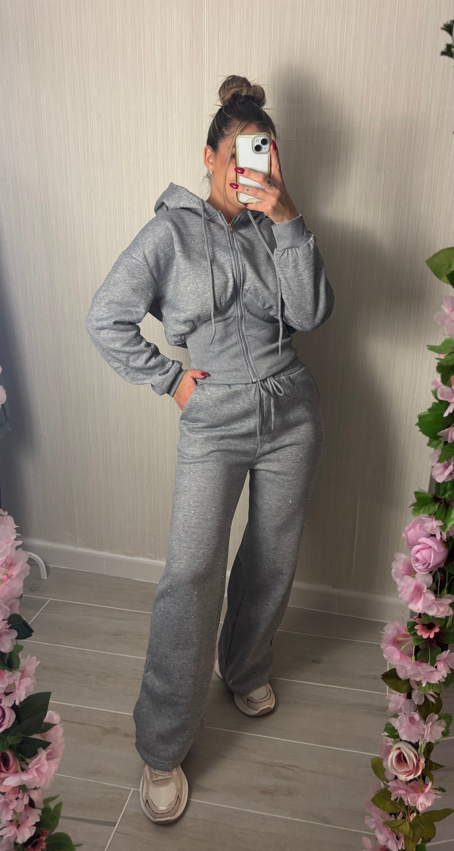 Conjunto brillo gris