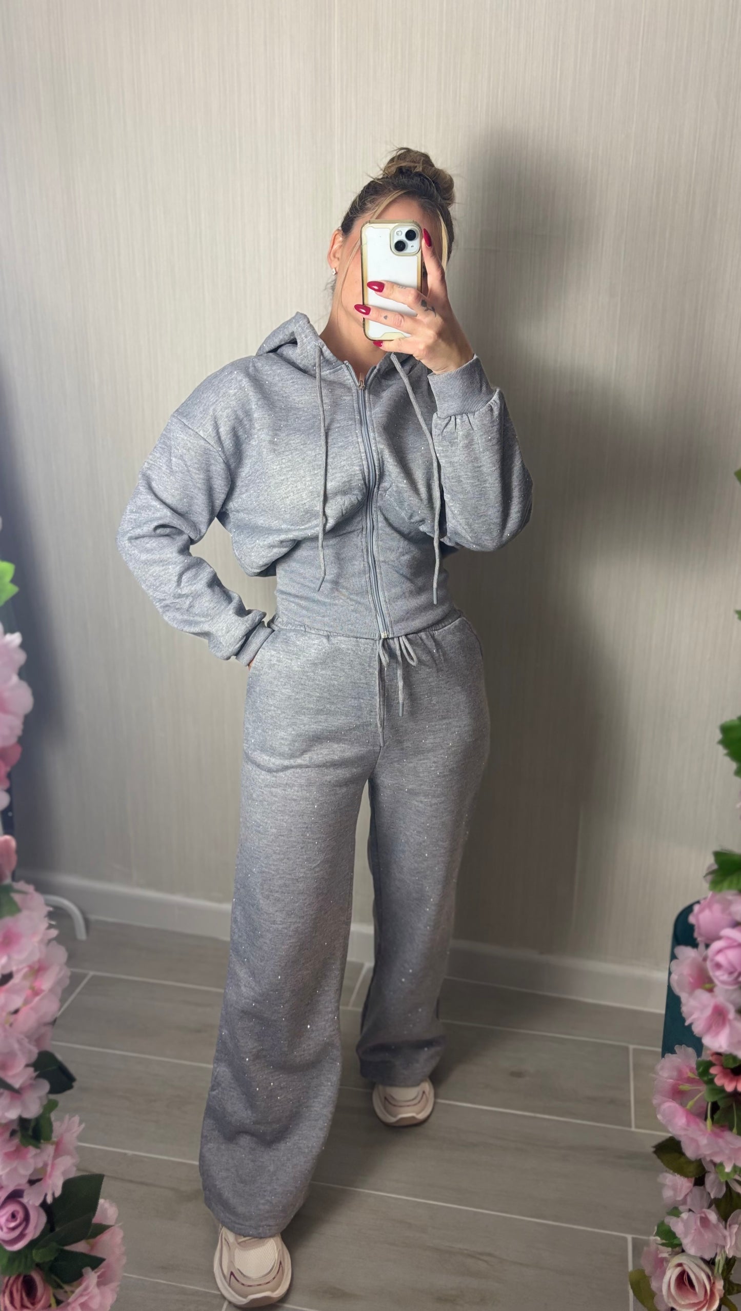 Conjunto brillo gris