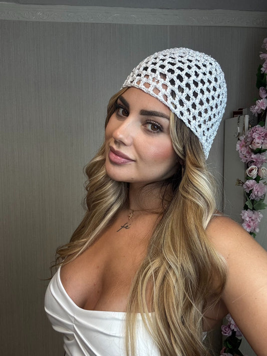 Gorrito blanco lentejuela