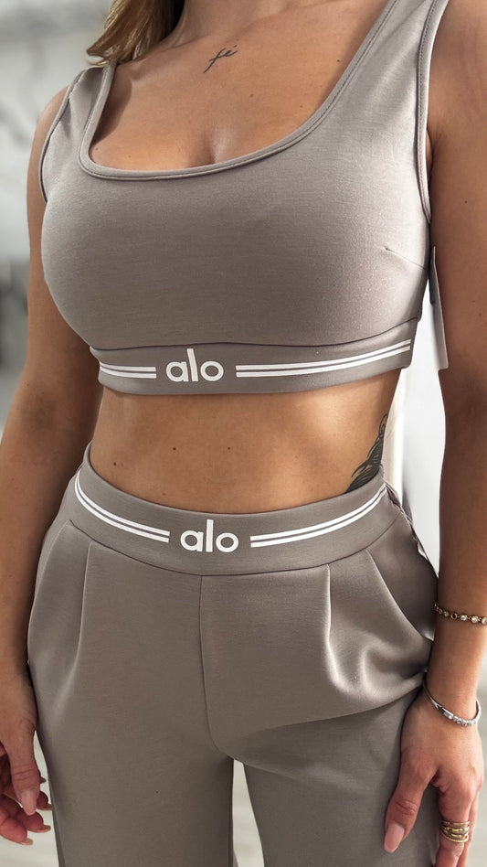 Conjunto Alo beige